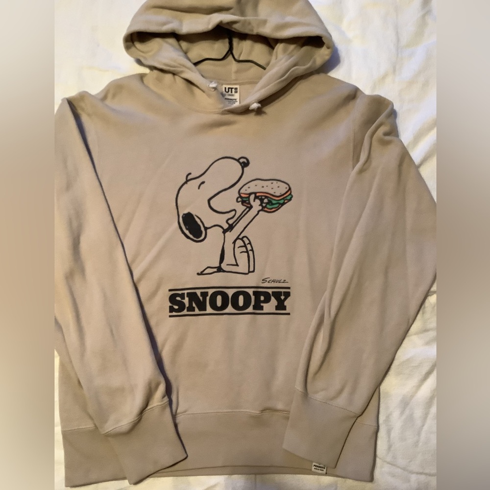 Uniqlo Snoopy Graphic Hoodie - Tan